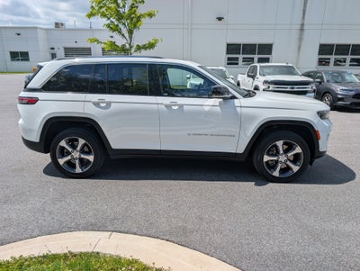 2022 Jeep Grand Cherokee 4xe 4x4