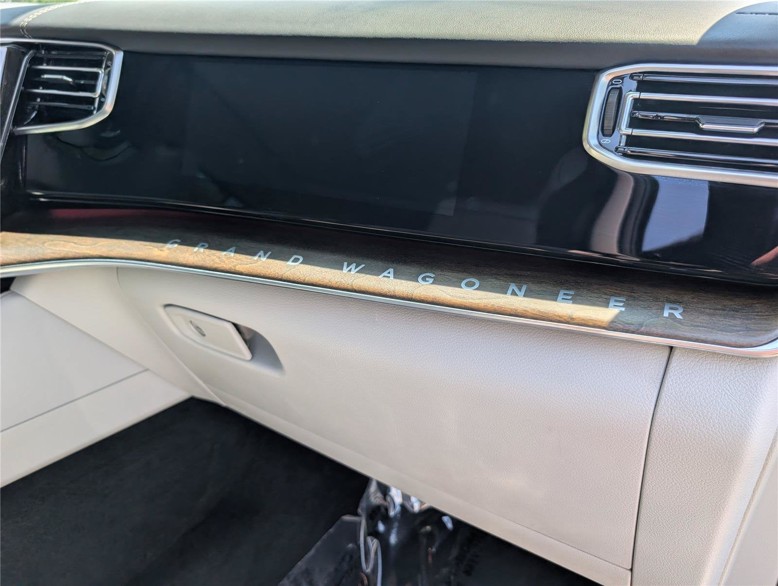 2022 Jeep Grand Wagoneer Series I