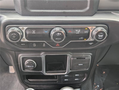 2022 Jeep Gladiator Sport