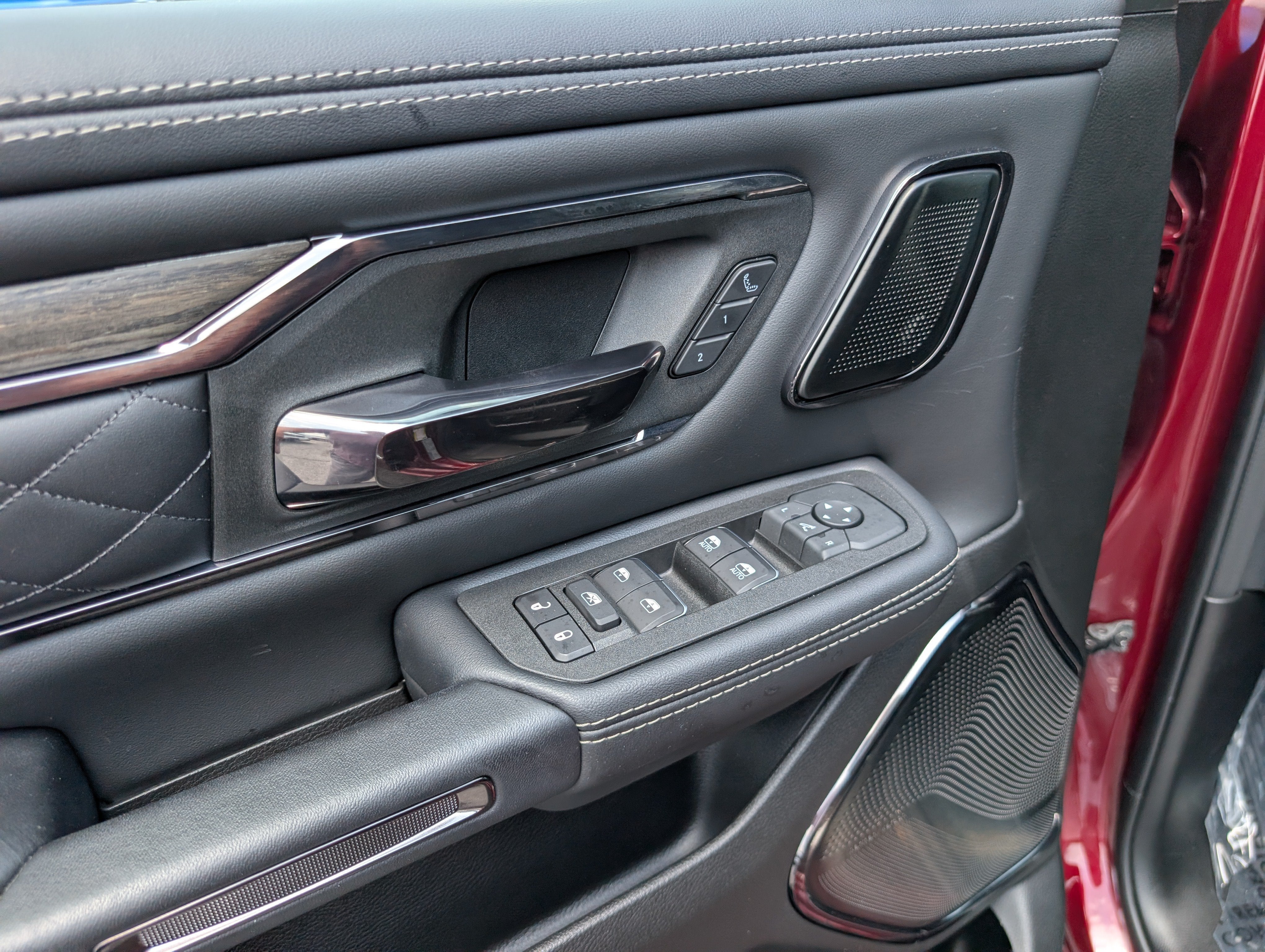 2025 RAM 1500 Limited