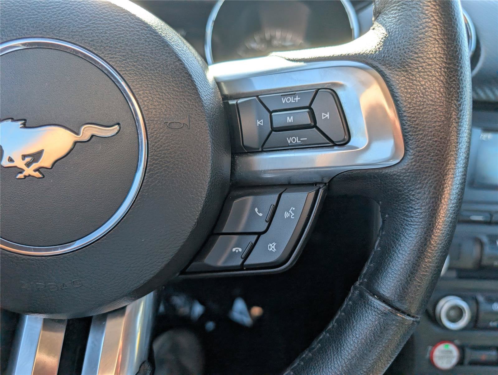 2016 Ford Mustang V6