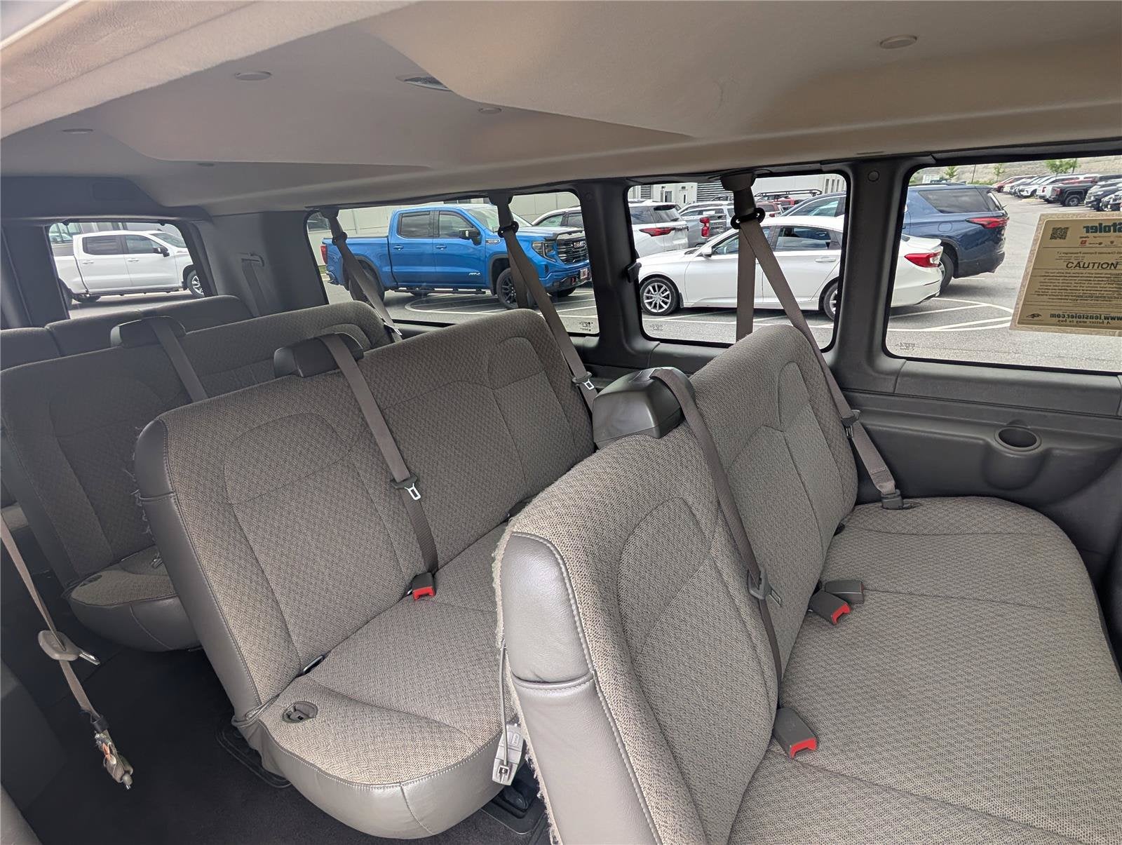 2025 Chevrolet Express Passenger 1LT