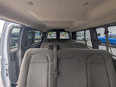 2025 Chevrolet Express Passenger 1LT