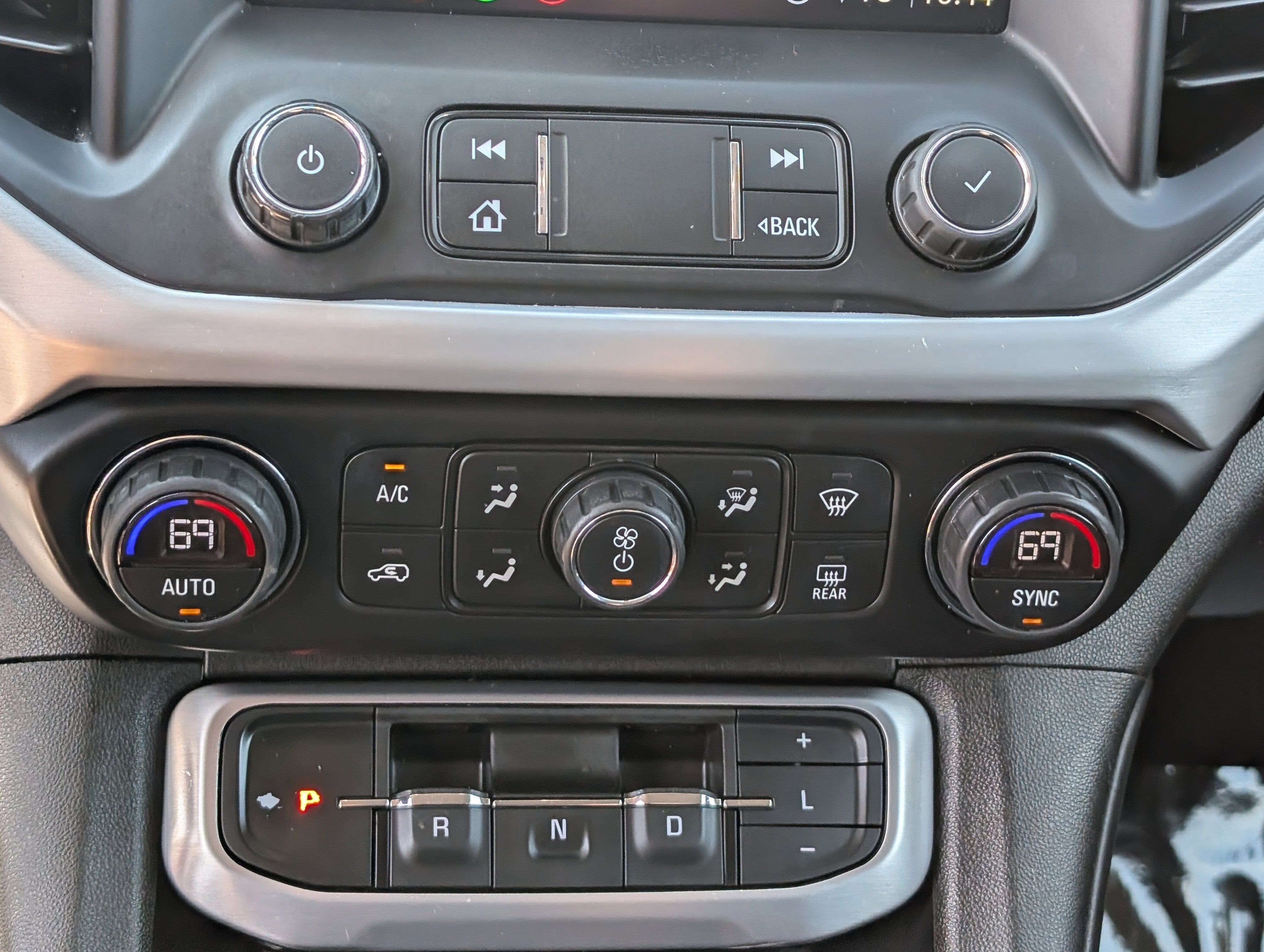 2020 GMC Acadia SLT