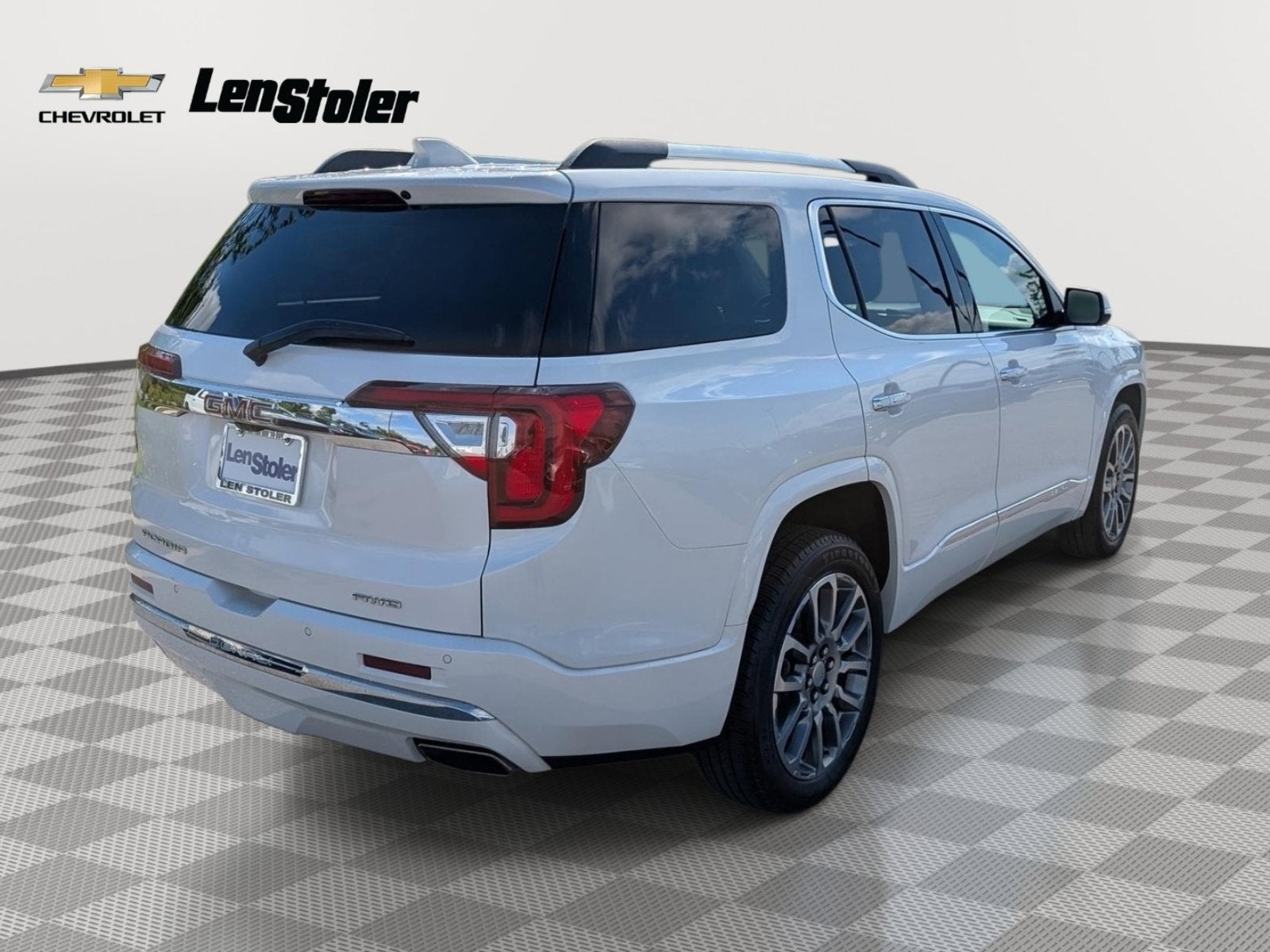 2023 GMC Acadia Denali