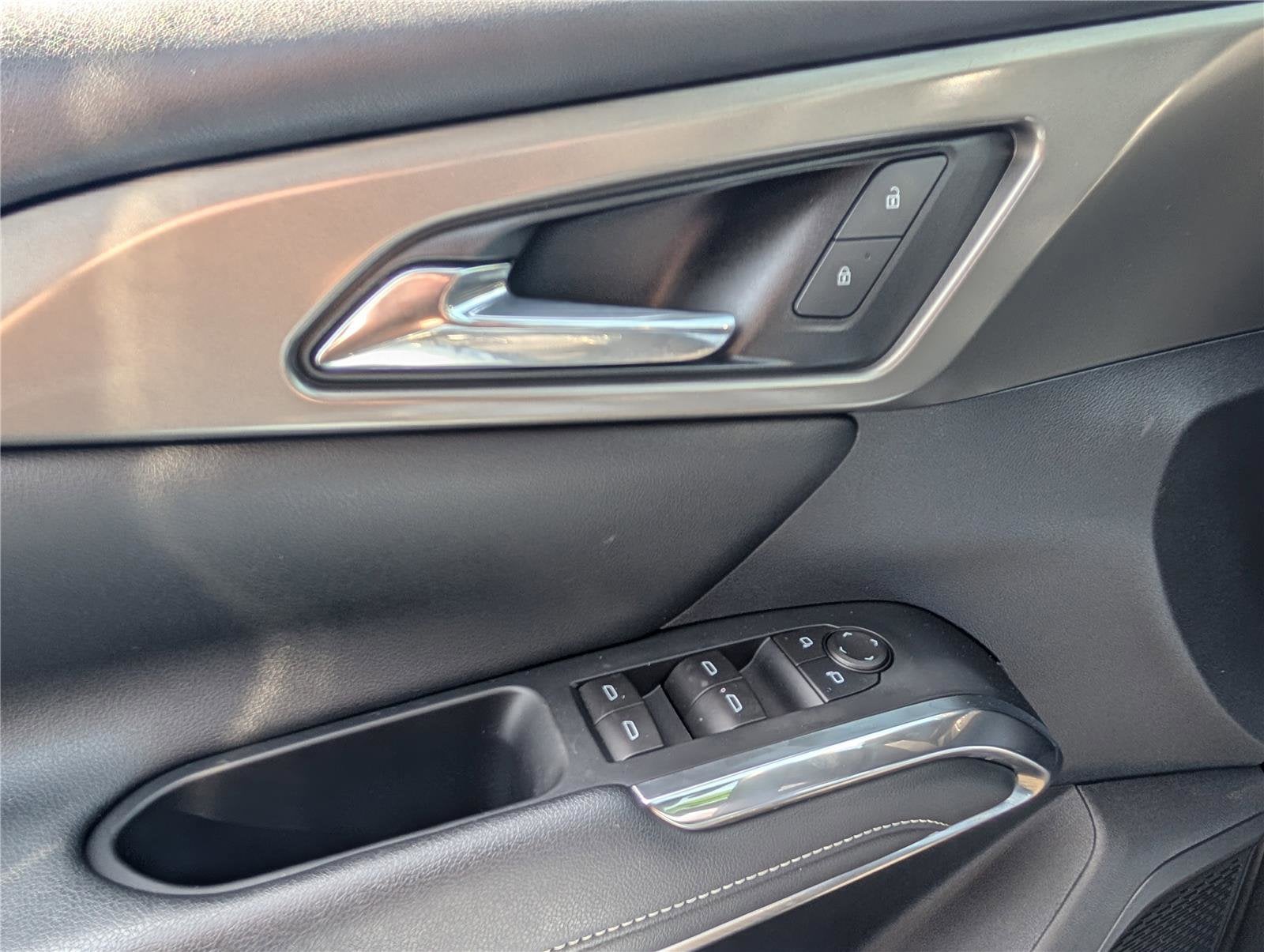 2024 Chevrolet Traverse LS