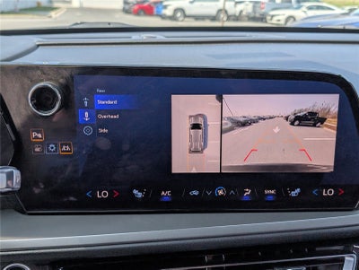 2024 Chevrolet Traverse LS