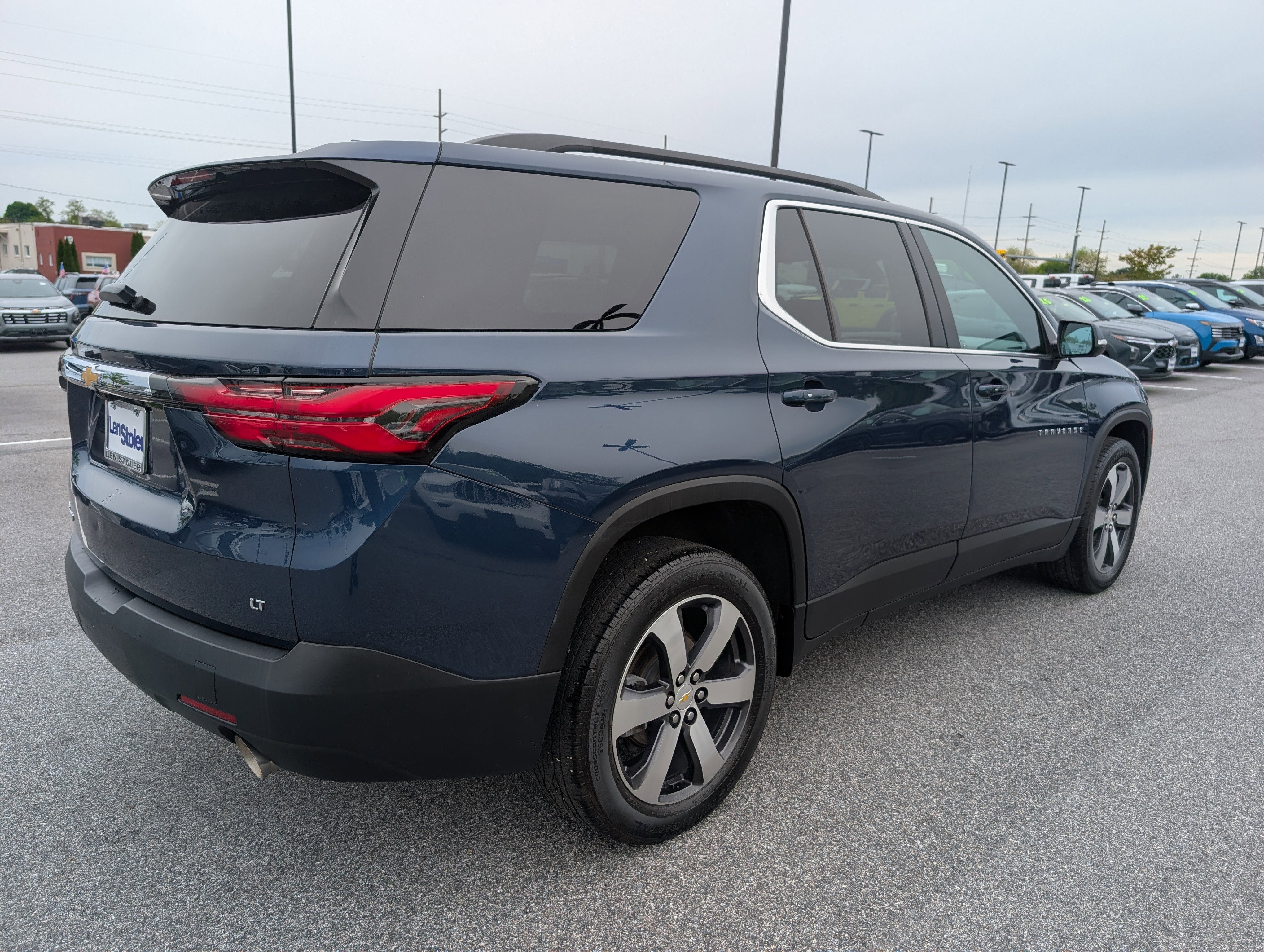 2023 Chevrolet Traverse LT Leather