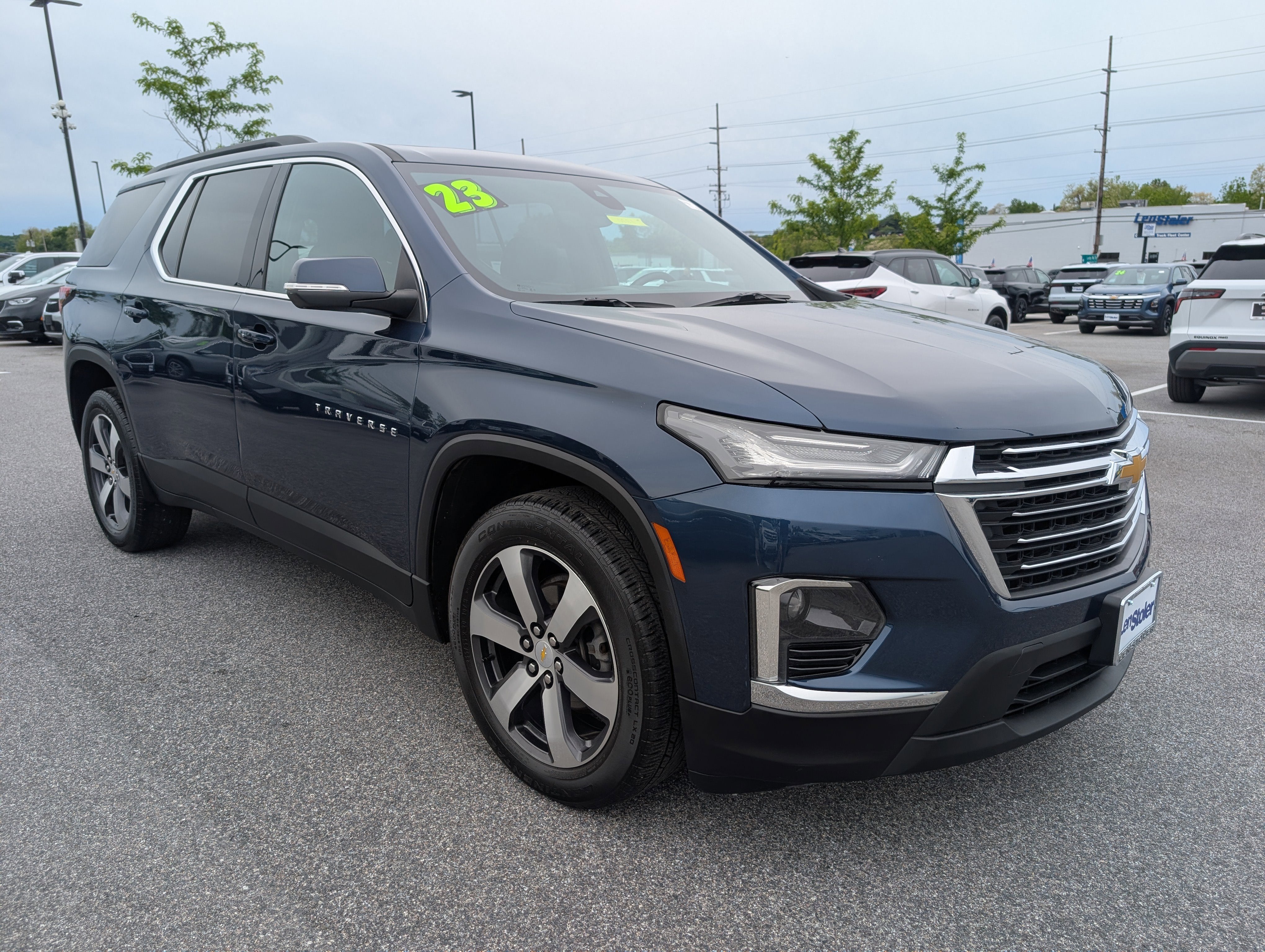 2023 Chevrolet Traverse LT Leather