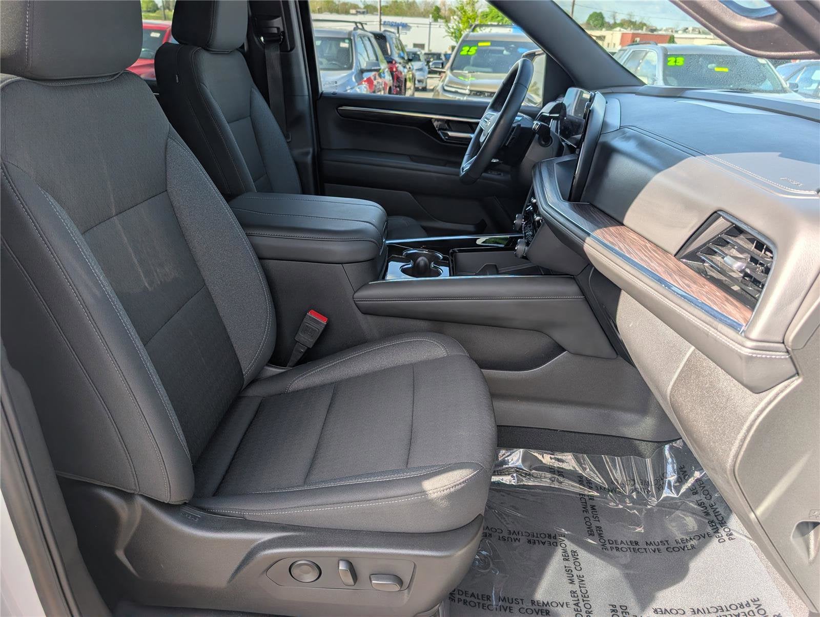 2025 Chevrolet Tahoe LS