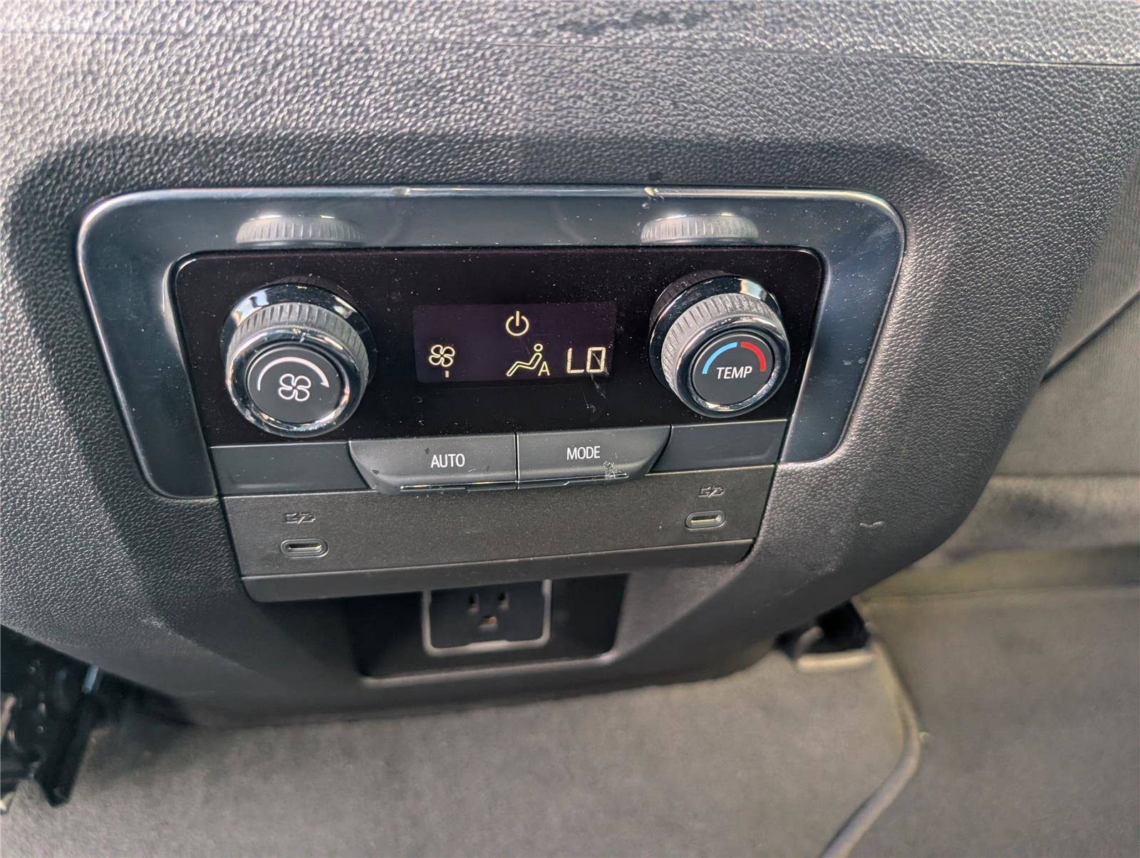 2025 Chevrolet Tahoe LS