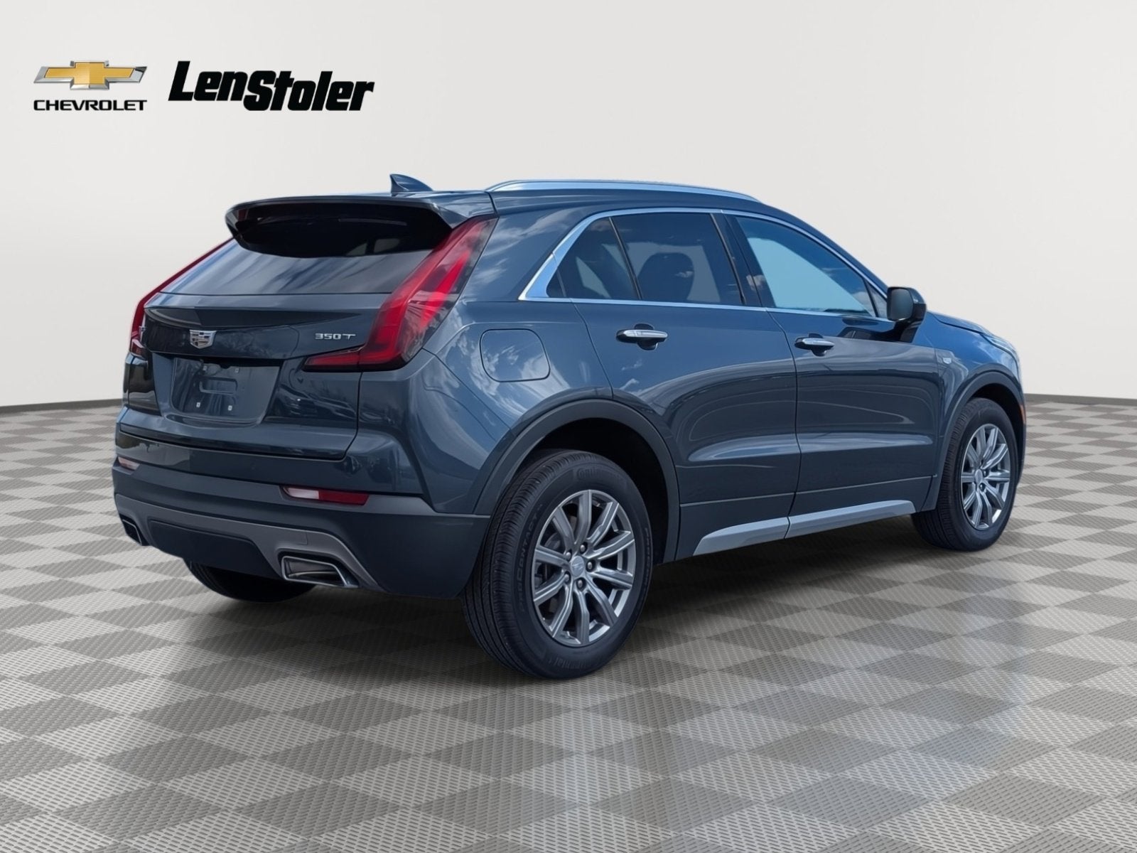 2020 Cadillac XT4 FWD Premium Luxury