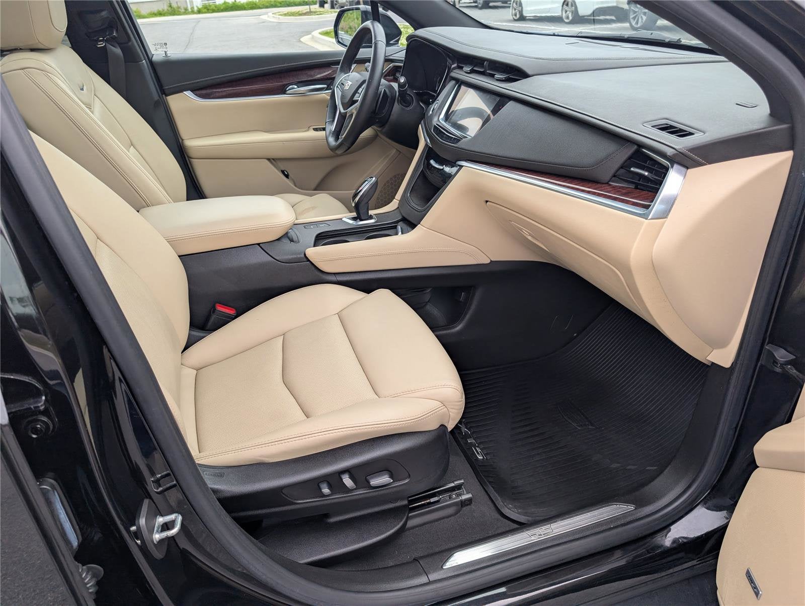 2018 Cadillac XT5 Premium Luxury FWD