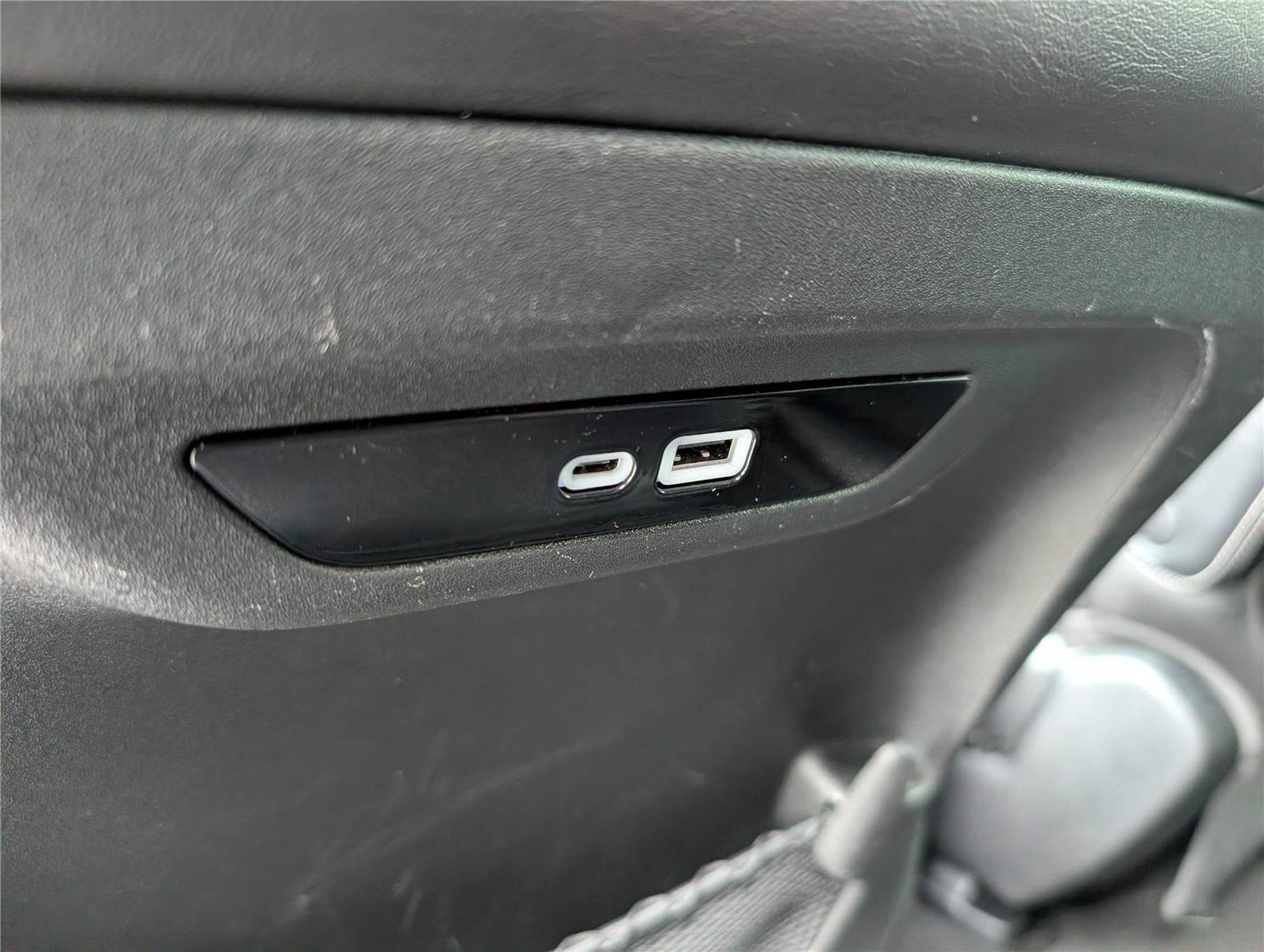 2024 Chrysler Pacifica Hybrid S Appearance Pkg