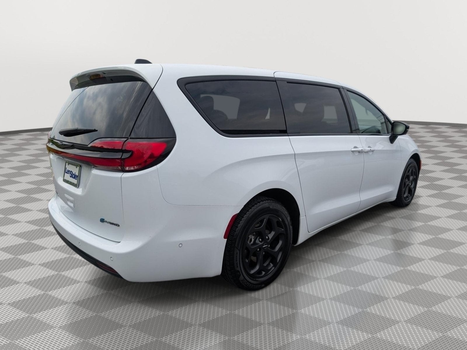2024 Chrysler Pacifica Hybrid S Appearance Pkg