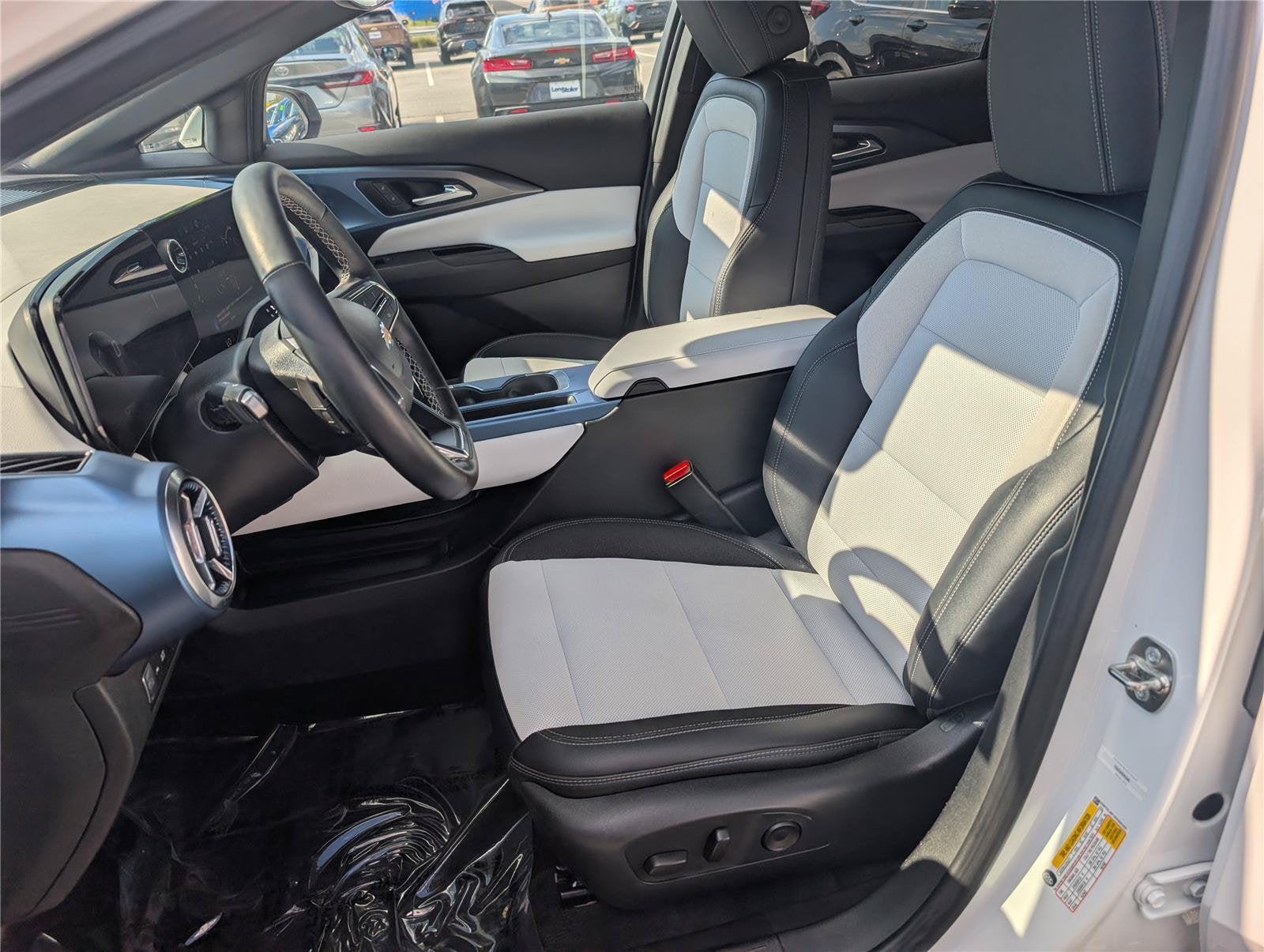2024 Chevrolet Equinox EV 2LT