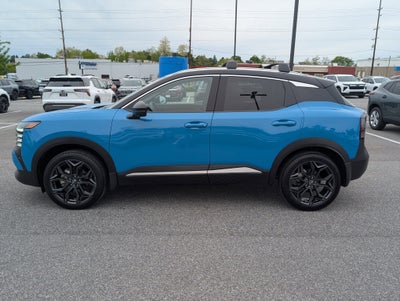 2025 Nissan Kicks SR