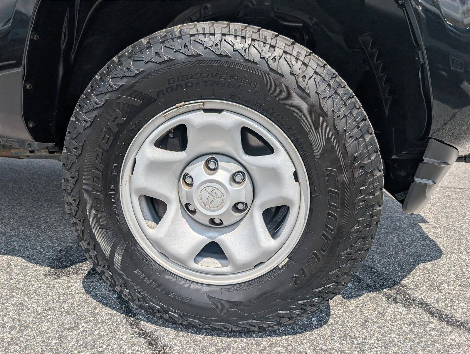 2022 Toyota Tacoma 2WD SR