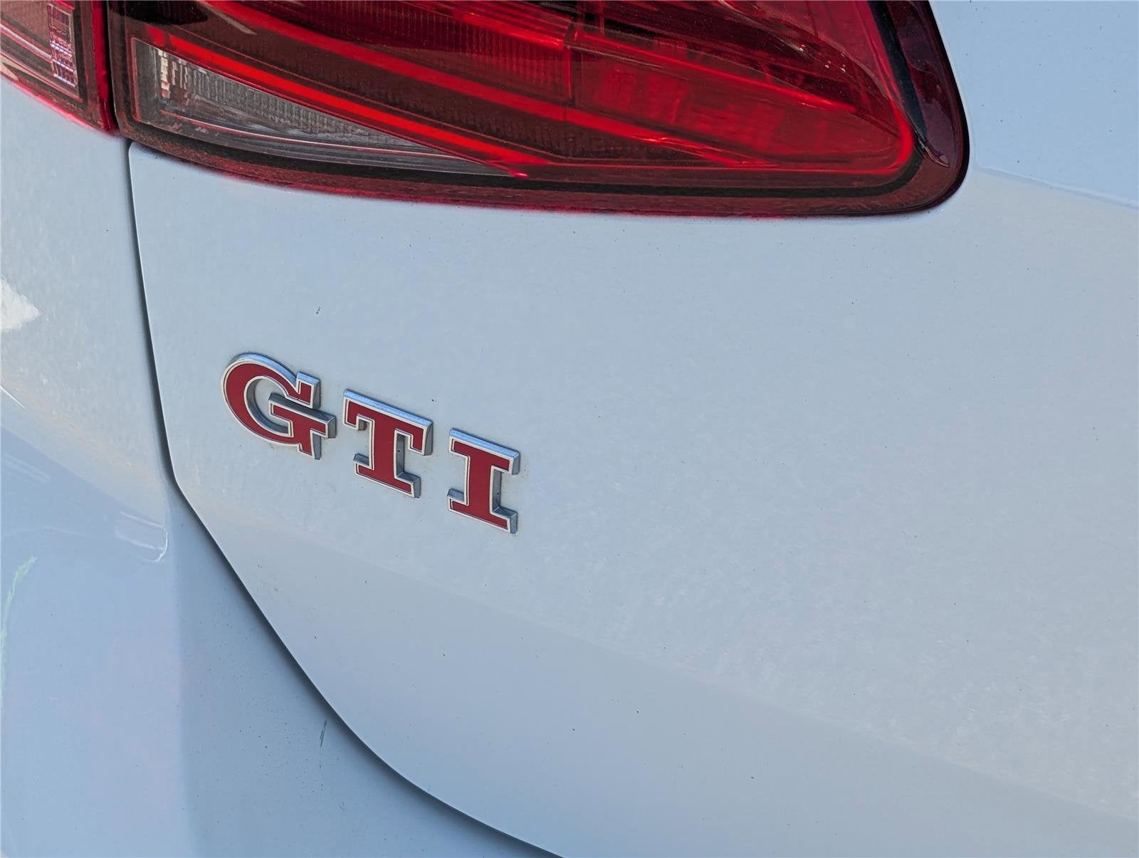2017 Volkswagen Golf GTI S