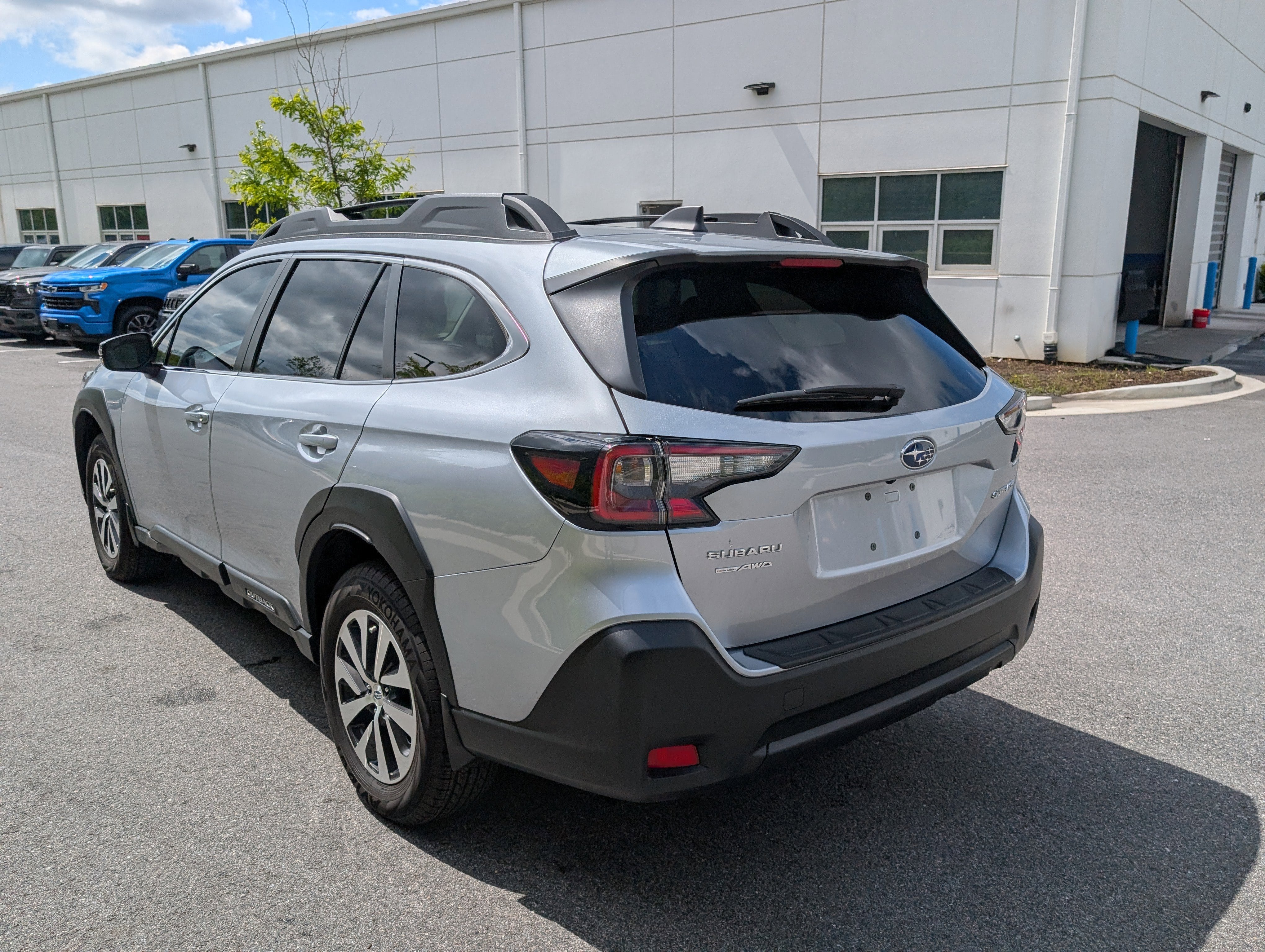 2025 Subaru Outback Premium