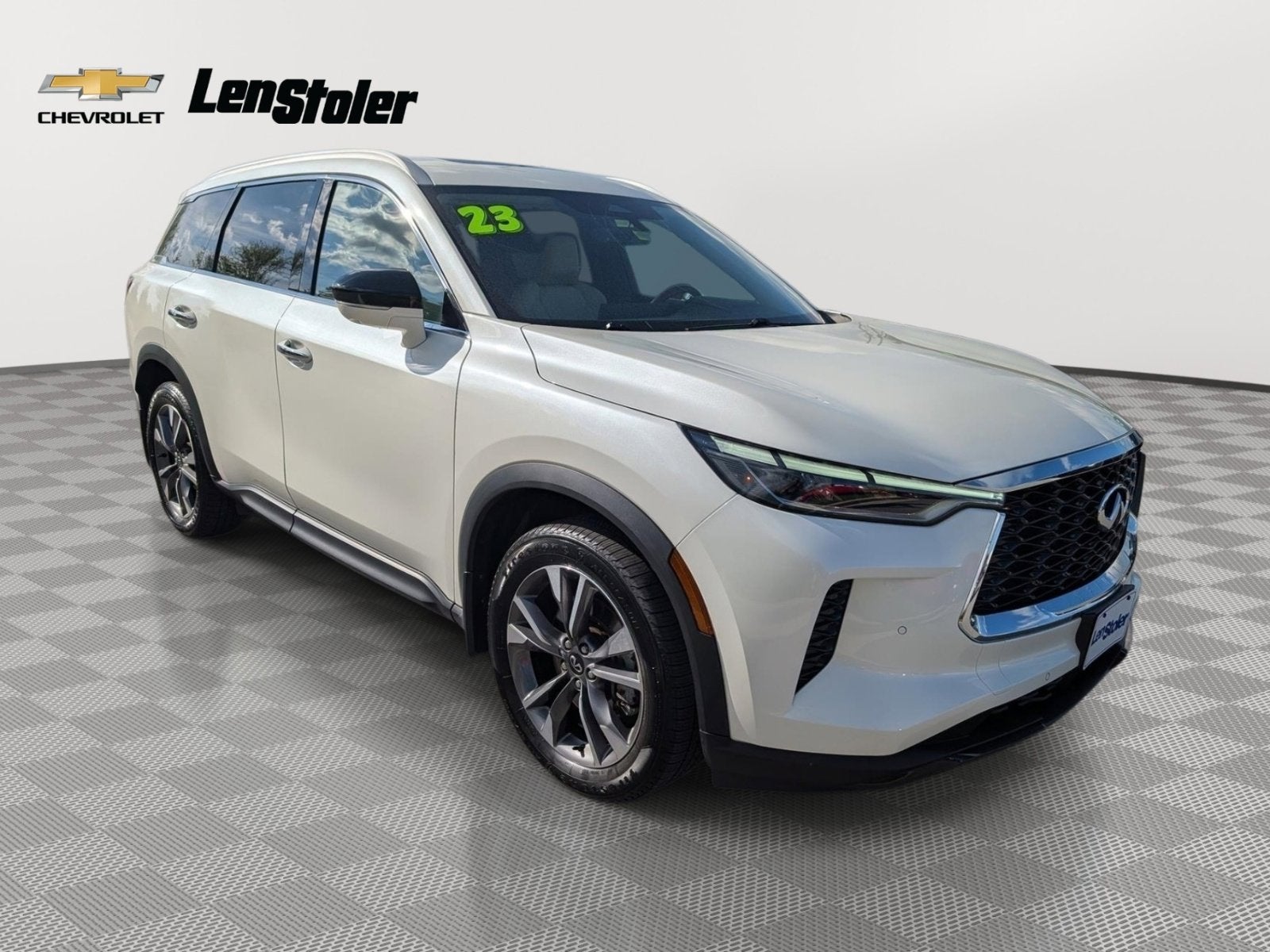 2023 INFINITI QX60 LUXE