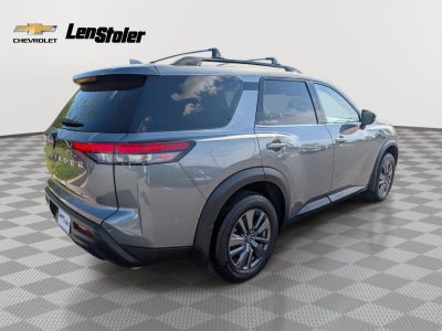 2023 Nissan Pathfinder SV