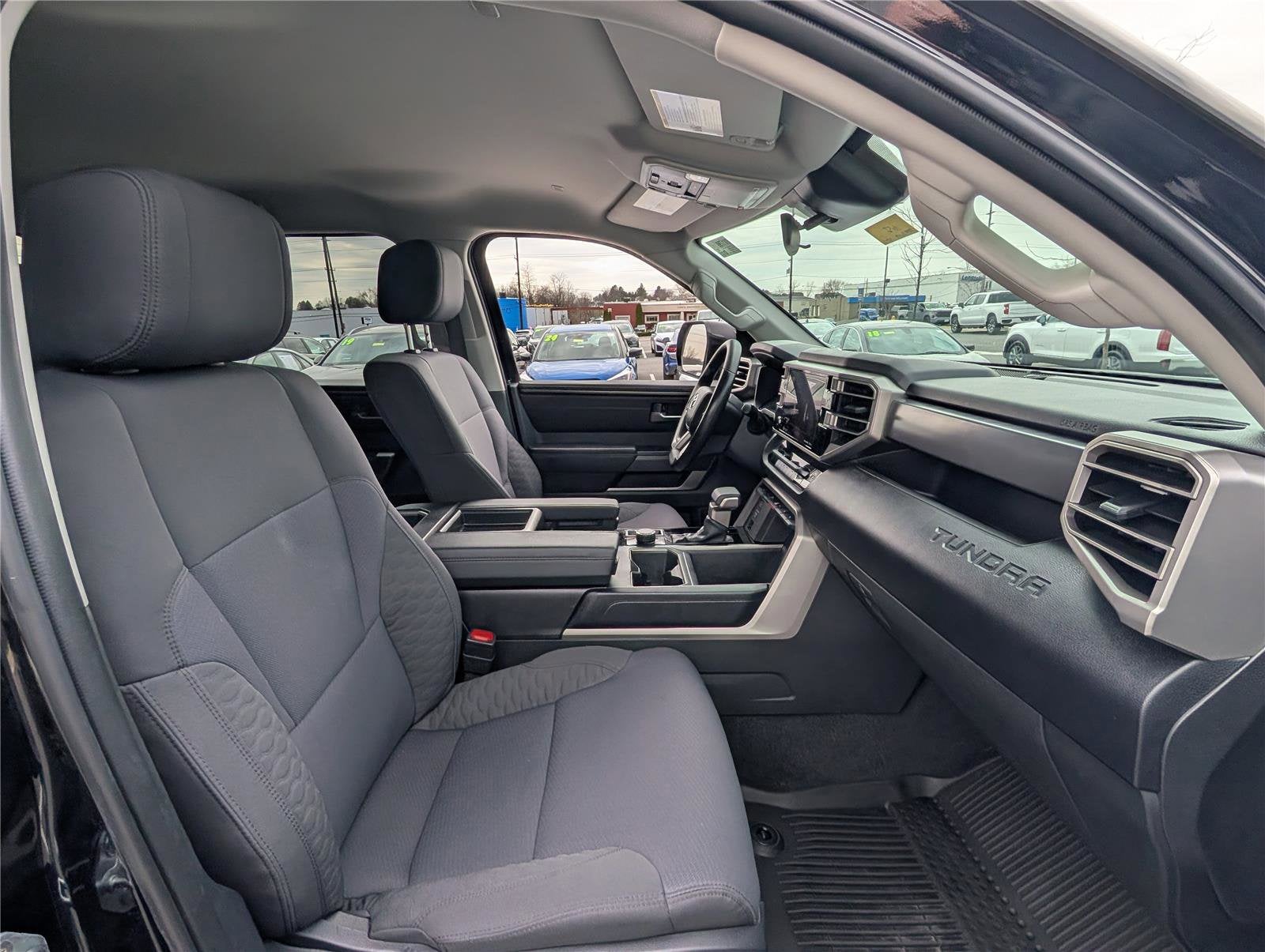 2023 Toyota Tundra 4WD SR5