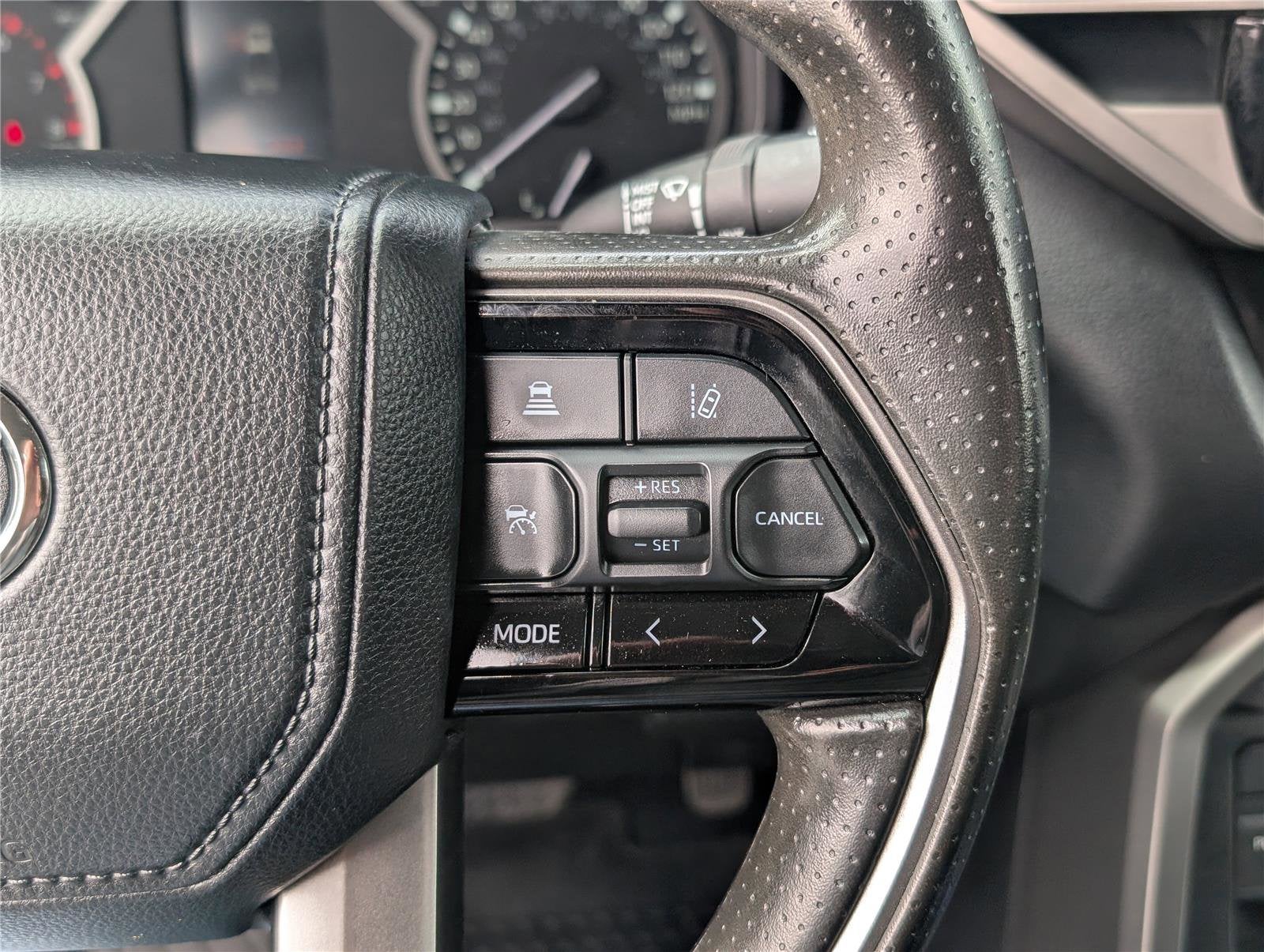 2023 Toyota Tundra 4WD SR5