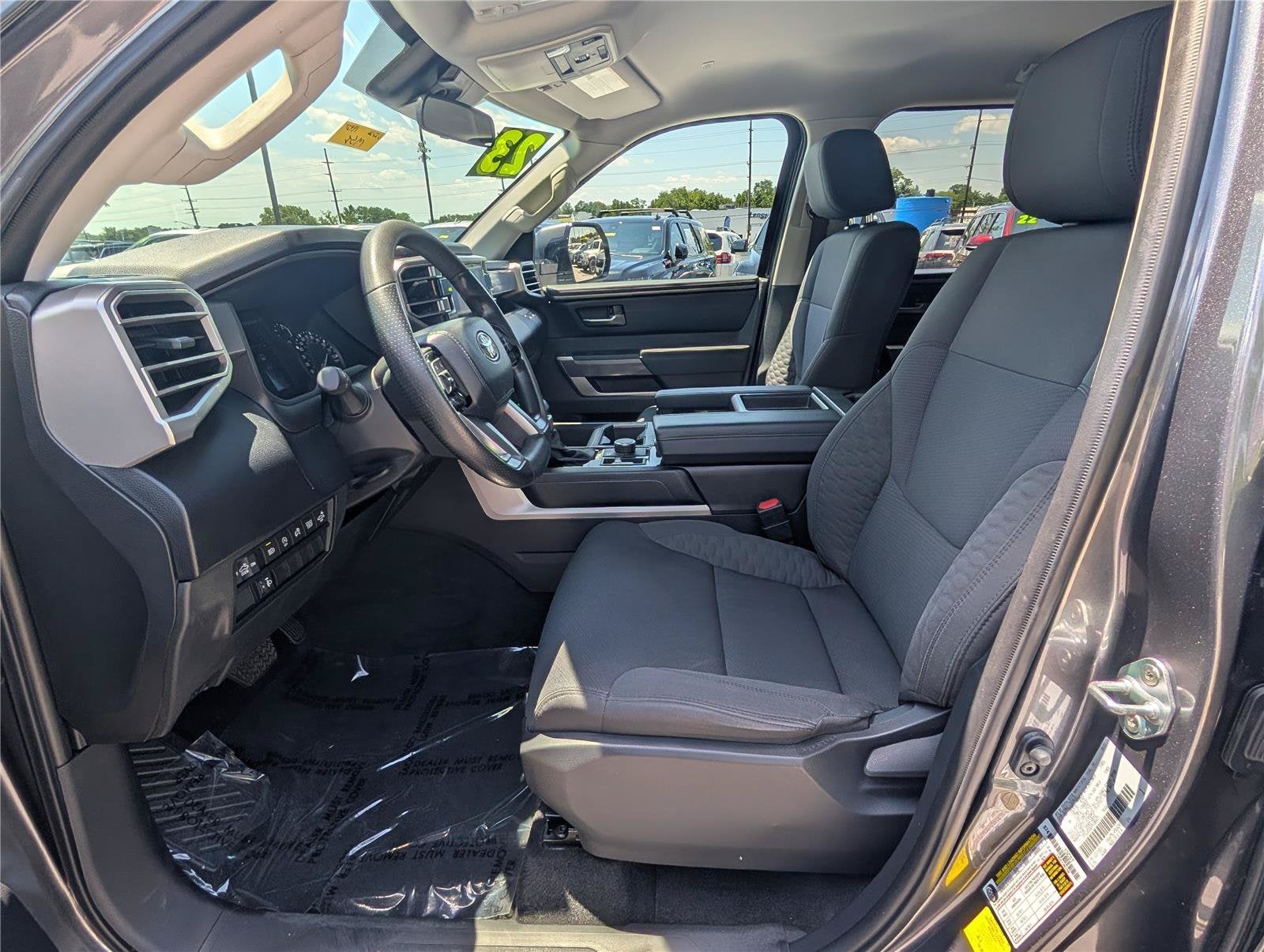 2023 Toyota Tundra 4WD SR5