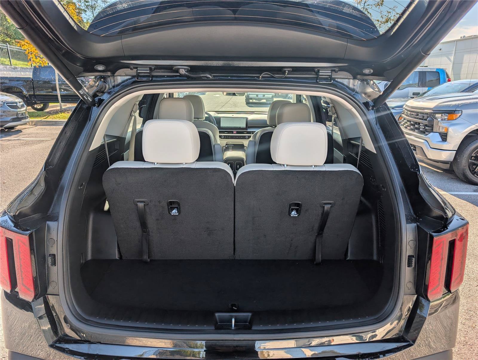 2025 Kia Sorento X-Line EX