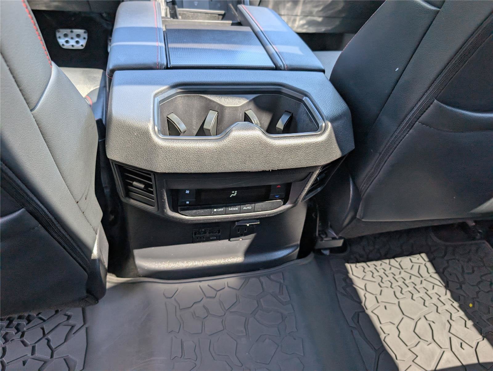 2025 Toyota Sequoia SR5