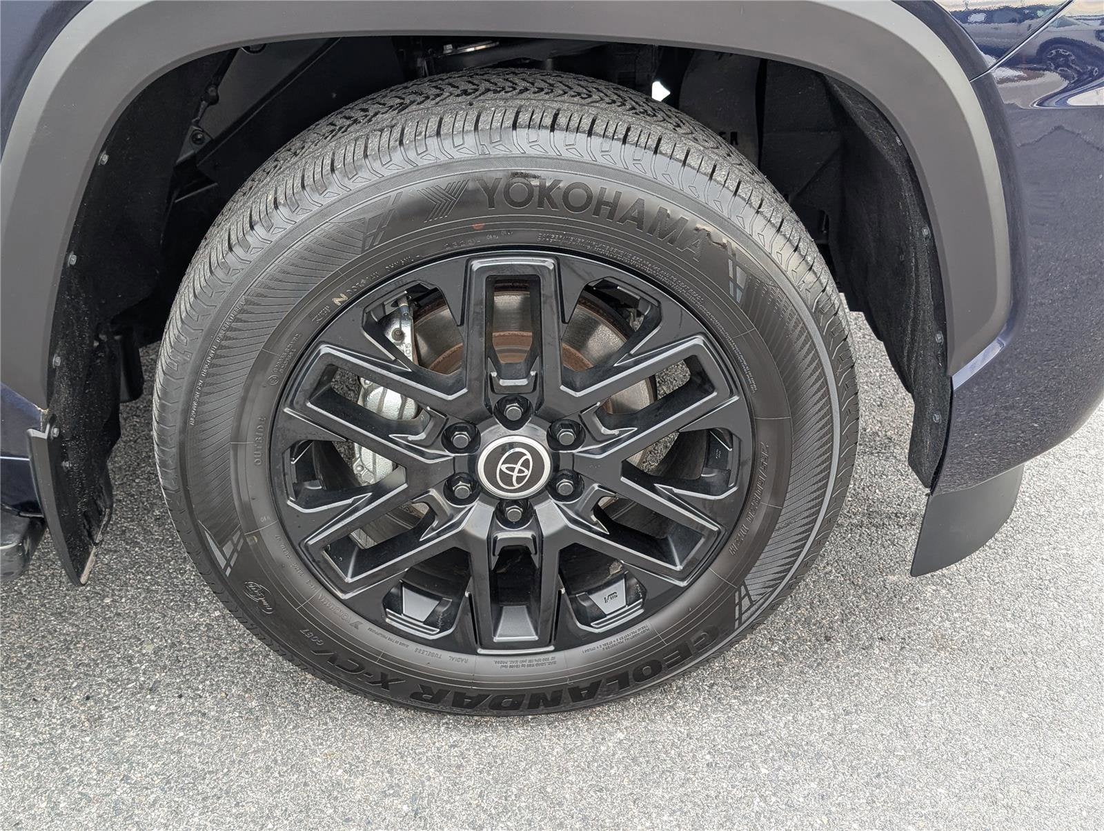 2024 Toyota Sequoia SR5