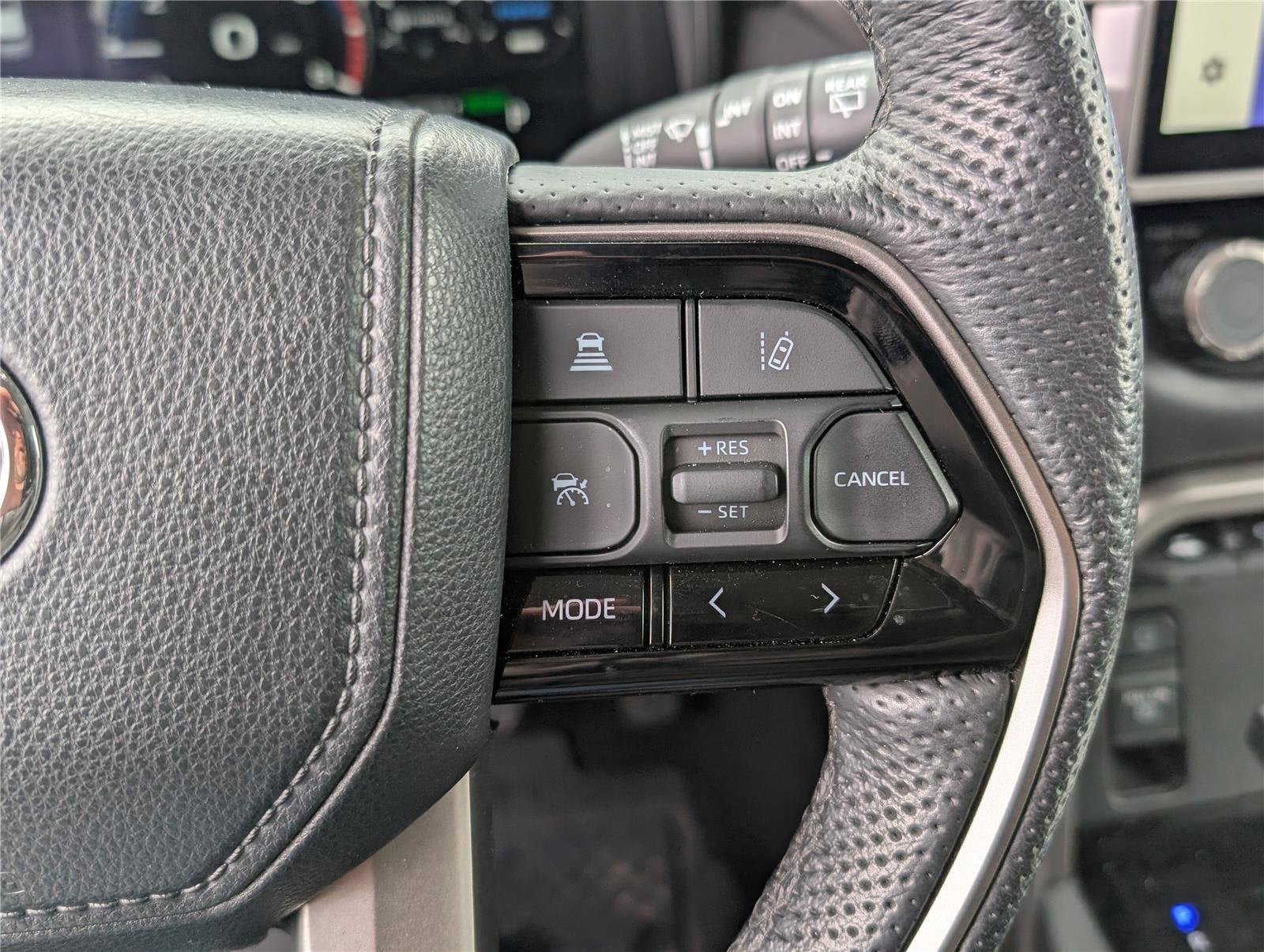 2024 Toyota Sequoia SR5