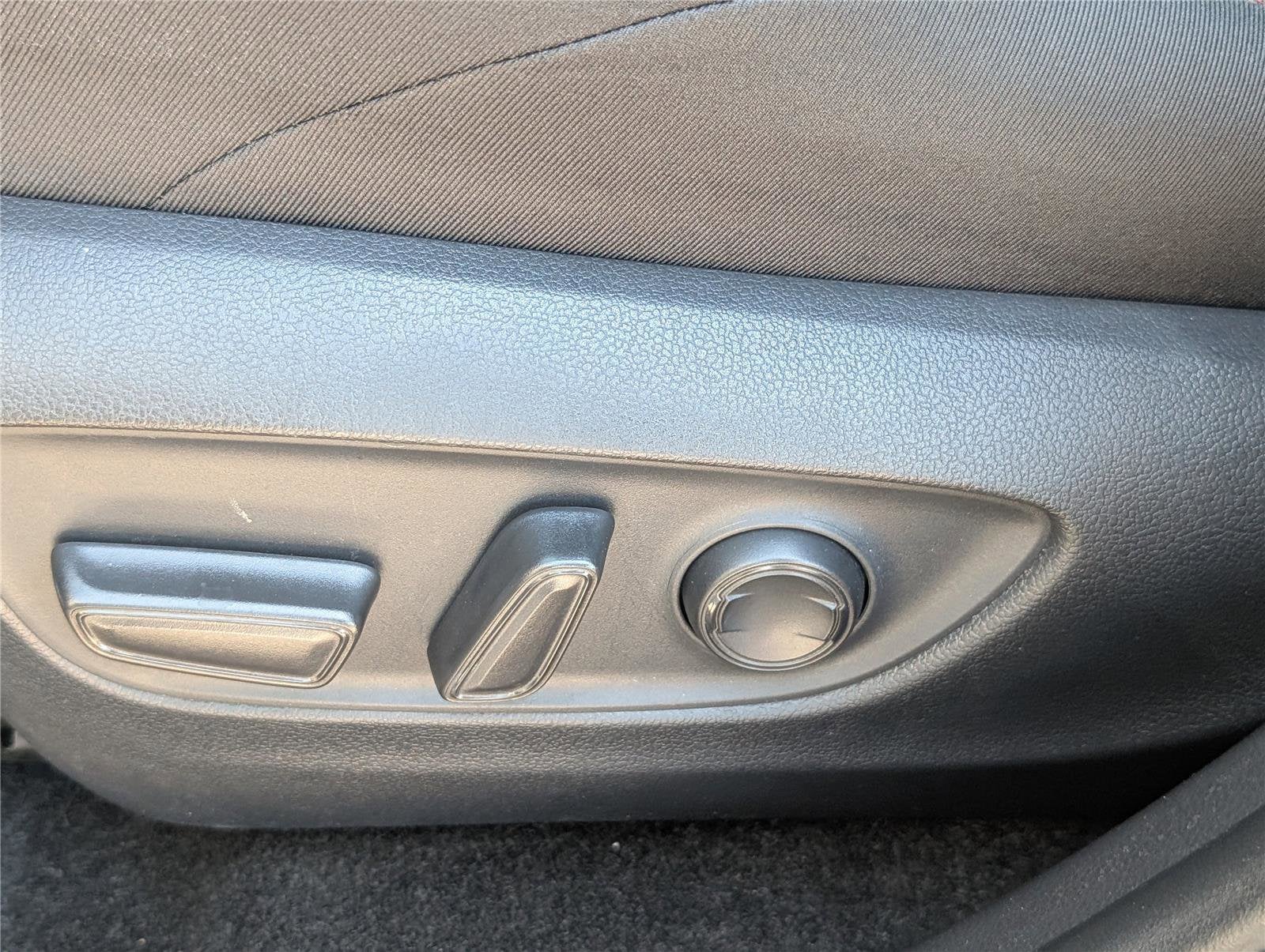 2024 Toyota RAV4 Prime SE