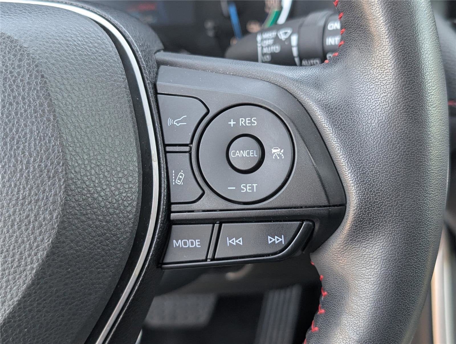 2024 Toyota RAV4 Prime SE