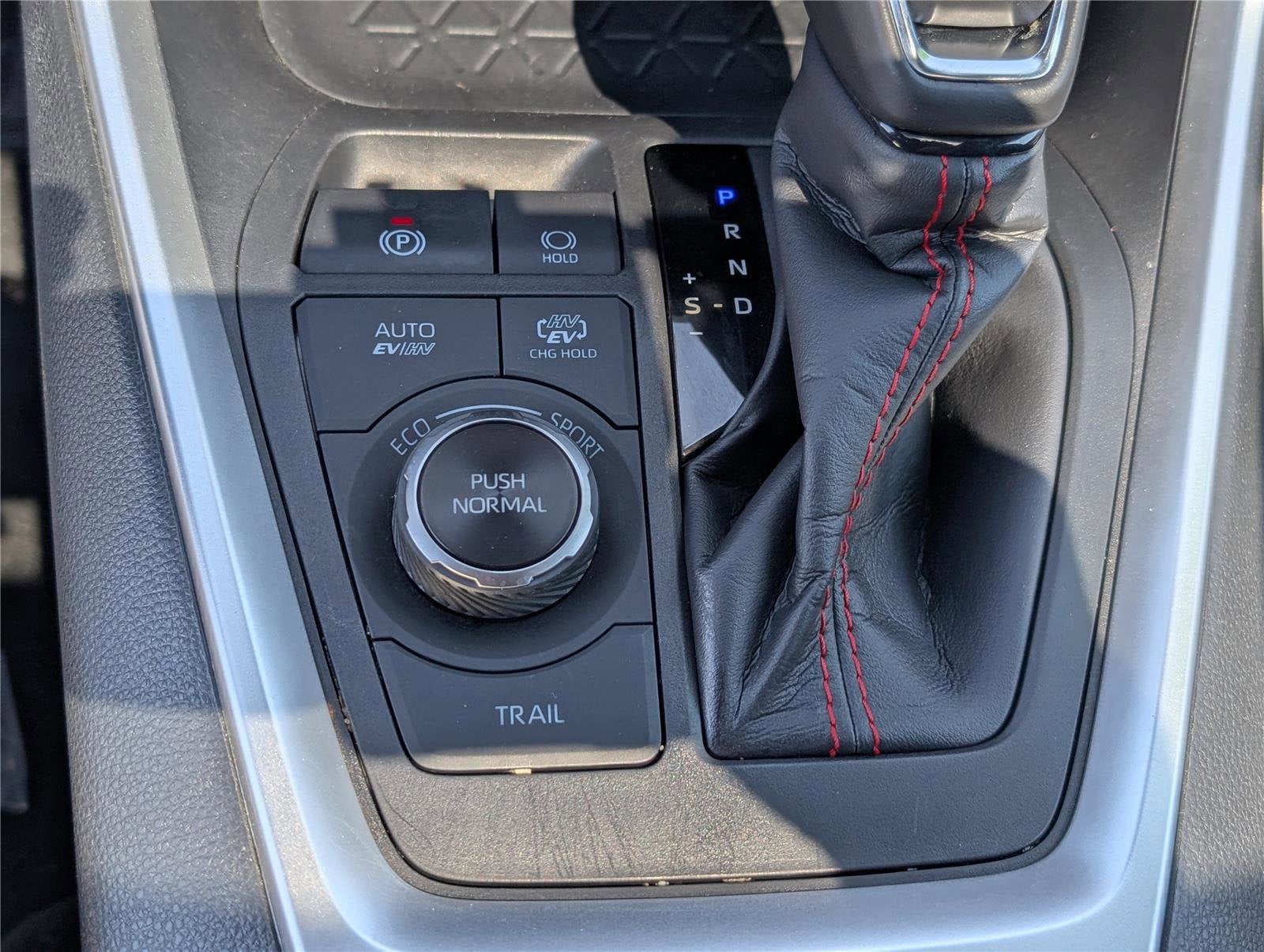 2024 Toyota RAV4 Prime SE