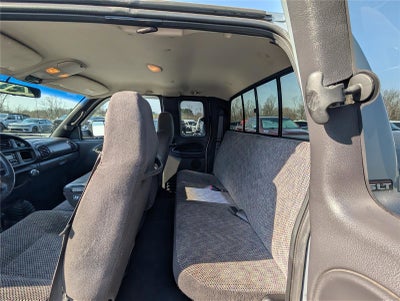 2001 Dodge Ram 3500 4dr Quad Cab 155" WB DRW 4WD