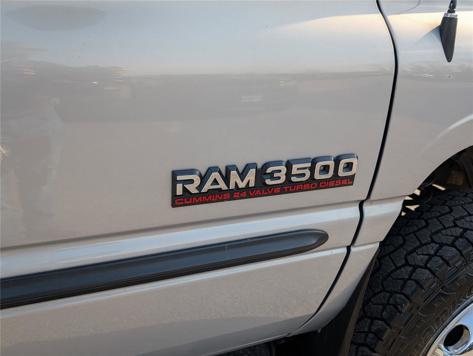 2001 Dodge Ram 3500 4dr Quad Cab 155" WB DRW 4WD