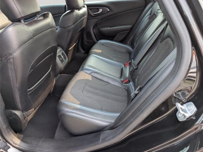 2015 Chrysler 200 S