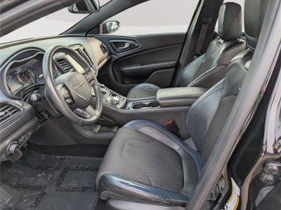 2015 Chrysler 200 S