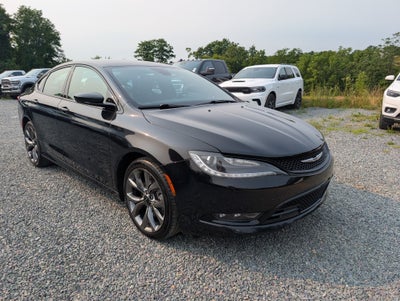 2015 Chrysler 200 S