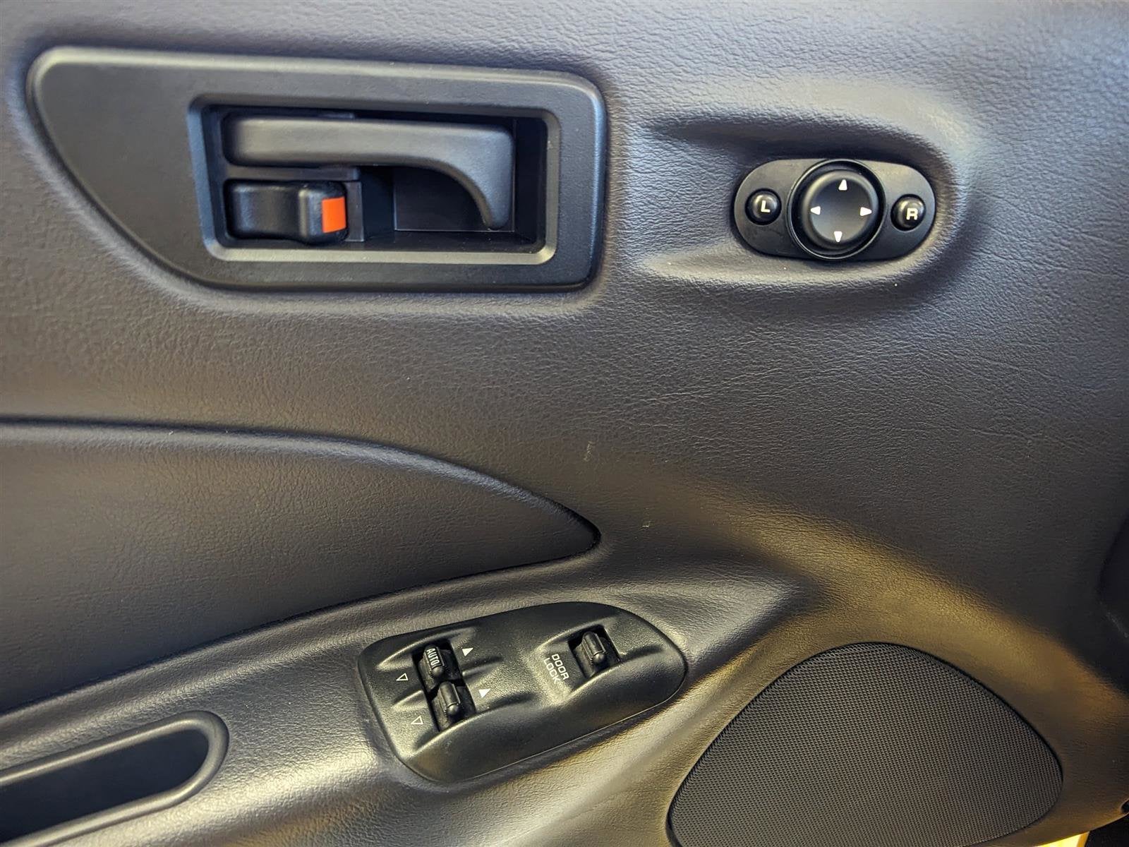 2002 Chrysler Prowler 2dr Roadster