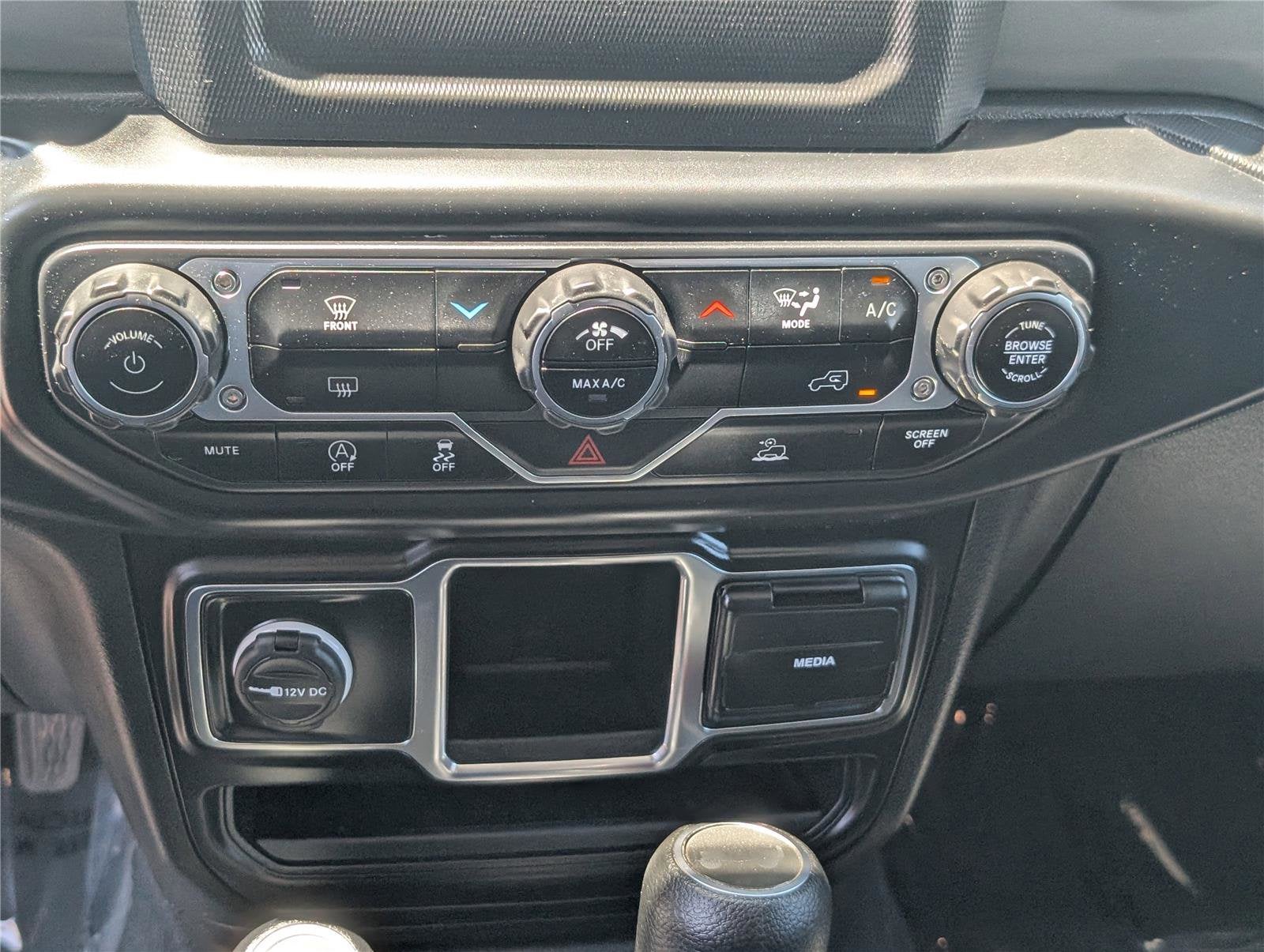 2022 Jeep Wrangler Sport