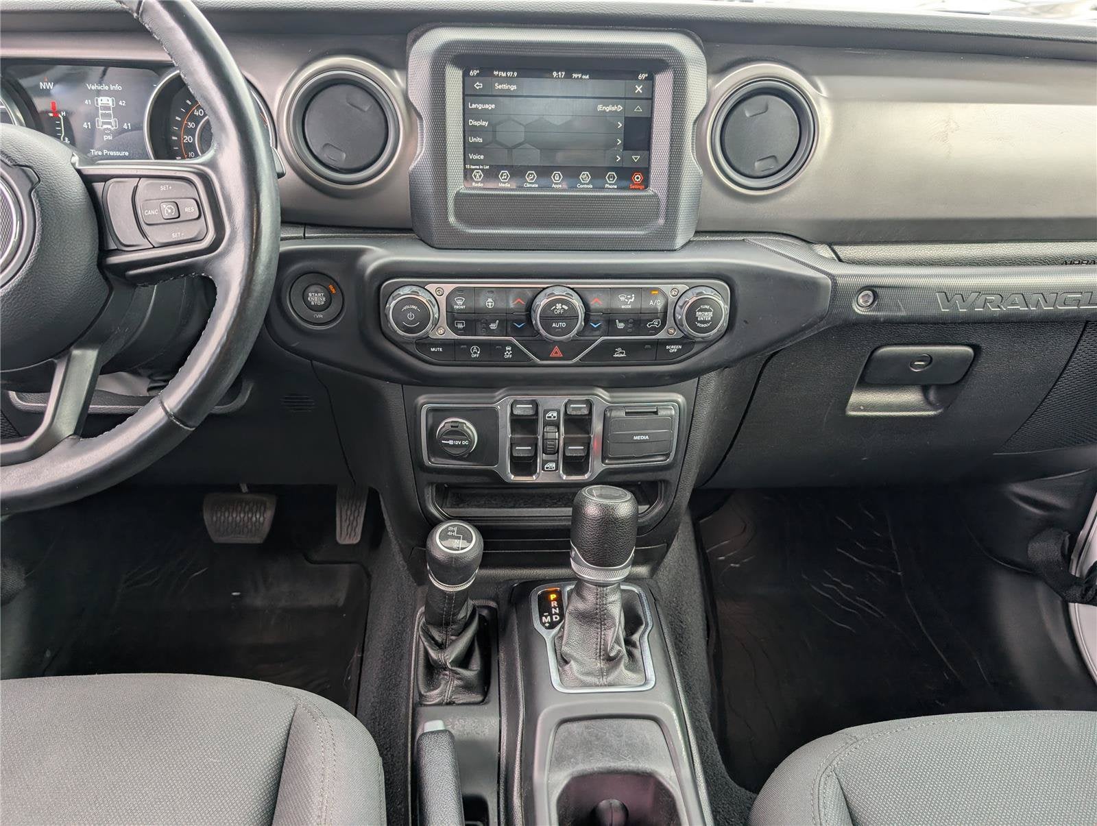 2022 Jeep Wrangler Unlimited Willys