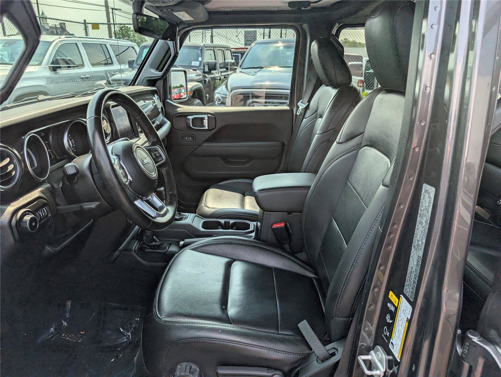 2021 Jeep Wrangler Unlimited Sahara Altitude