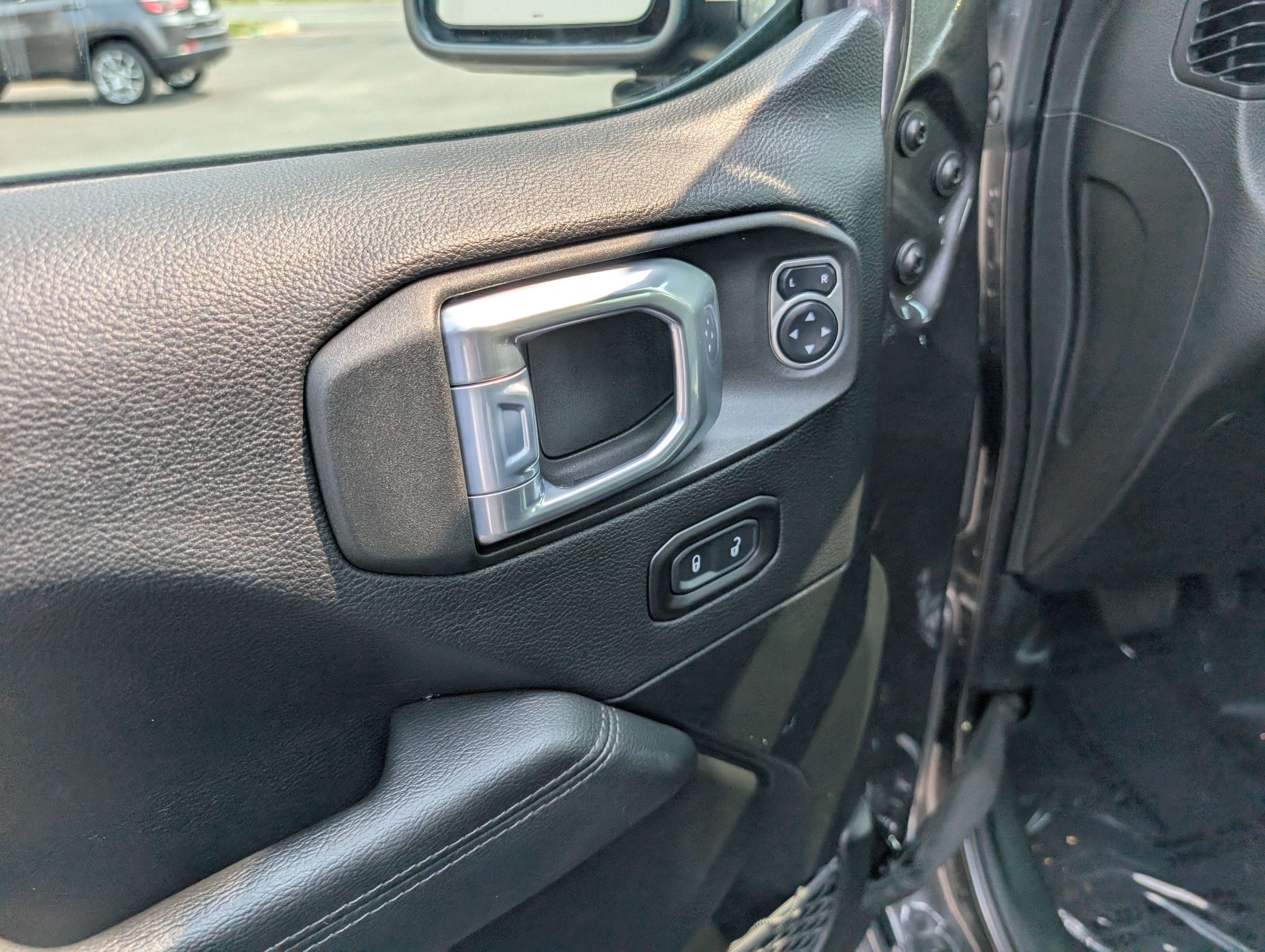 2021 Jeep Wrangler Unlimited Sahara Altitude