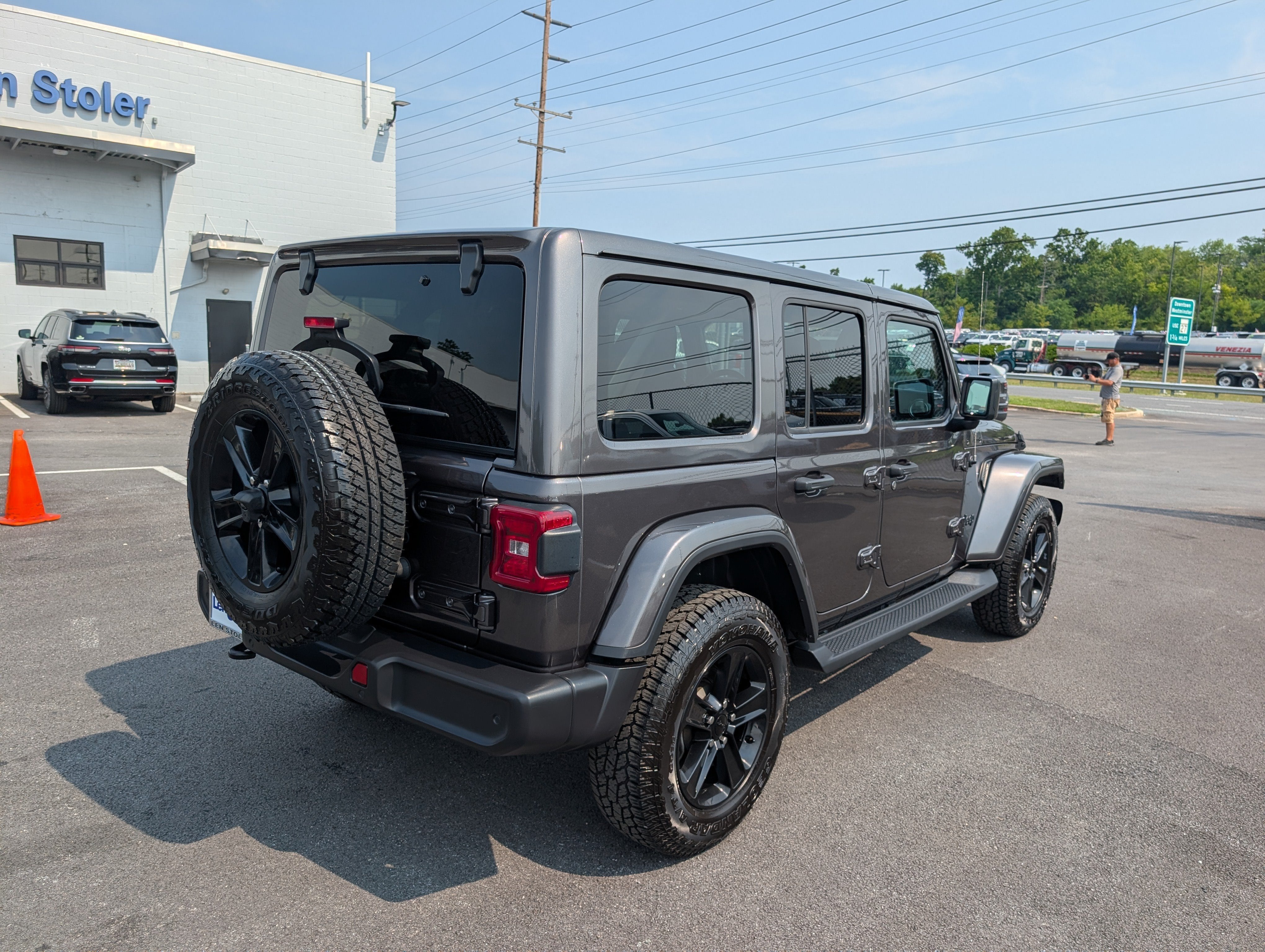 2021 Jeep Wrangler Unlimited Sahara Altitude