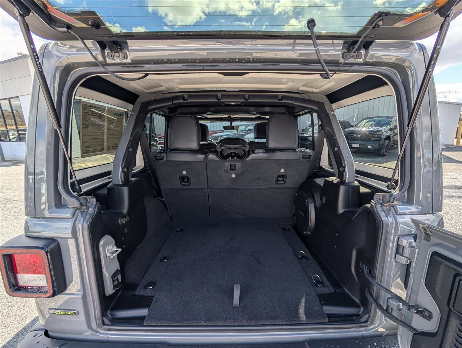 2021 Jeep Wrangler Unlimited Sahara Altitude