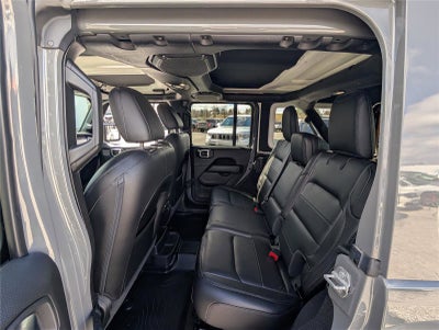 2021 Jeep Wrangler Unlimited Sahara Altitude