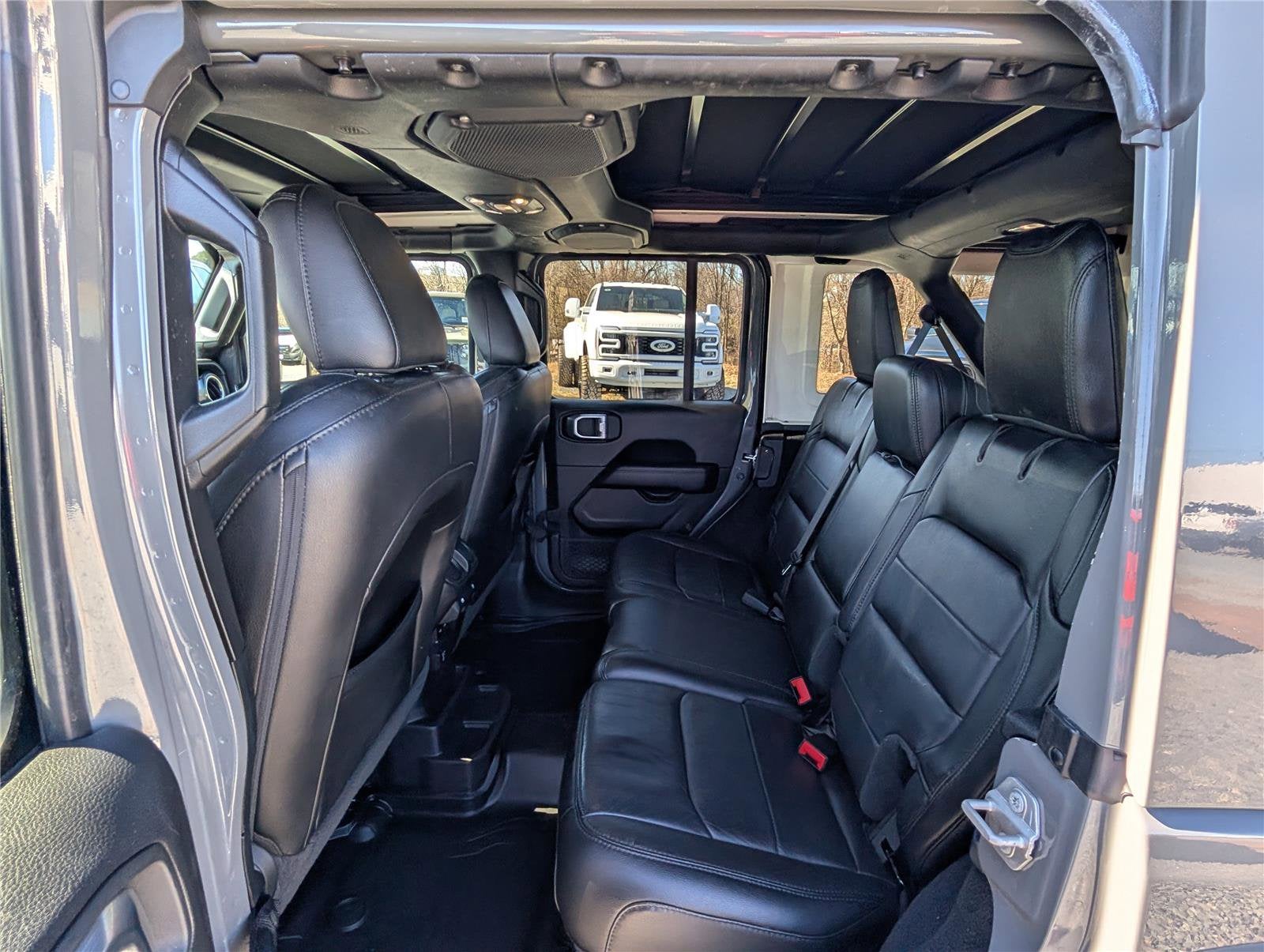 2020 Jeep Wrangler Unlimited Sahara Altitude